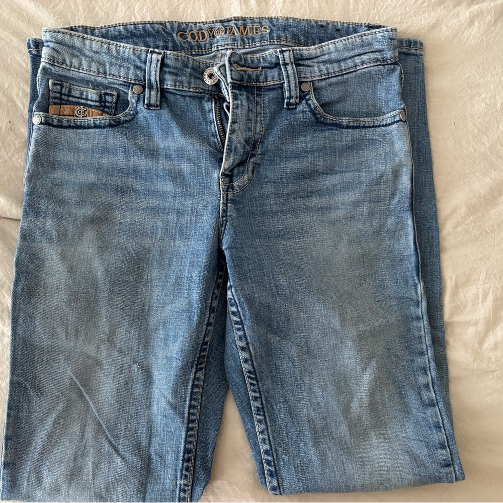 Blue Bootcut Jeans with Classic Style
